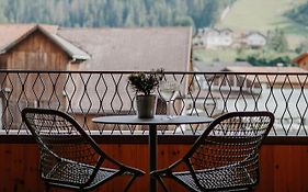 Atto - Suites & Cuisine